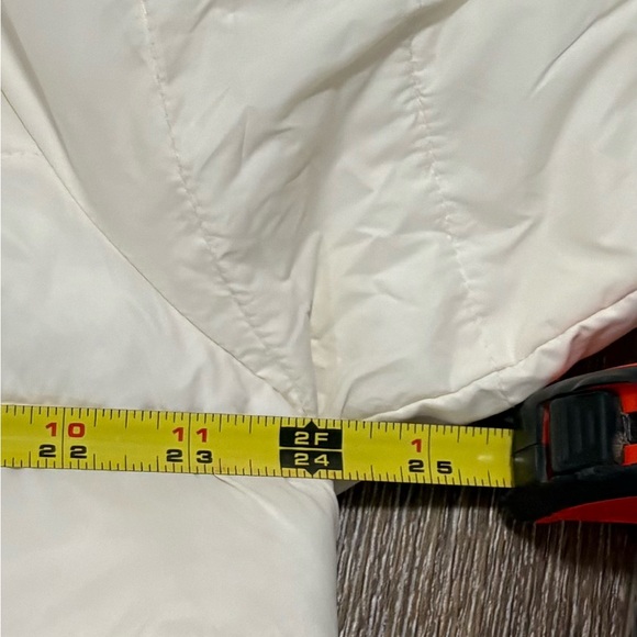 Amazon essentials Lightweight Jacket - Picture 12 of 12